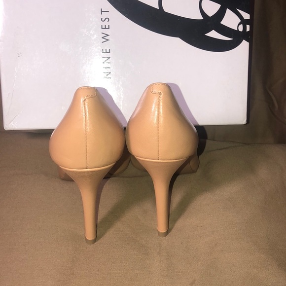 Nine West heels 👠 - Picture 6 of 7